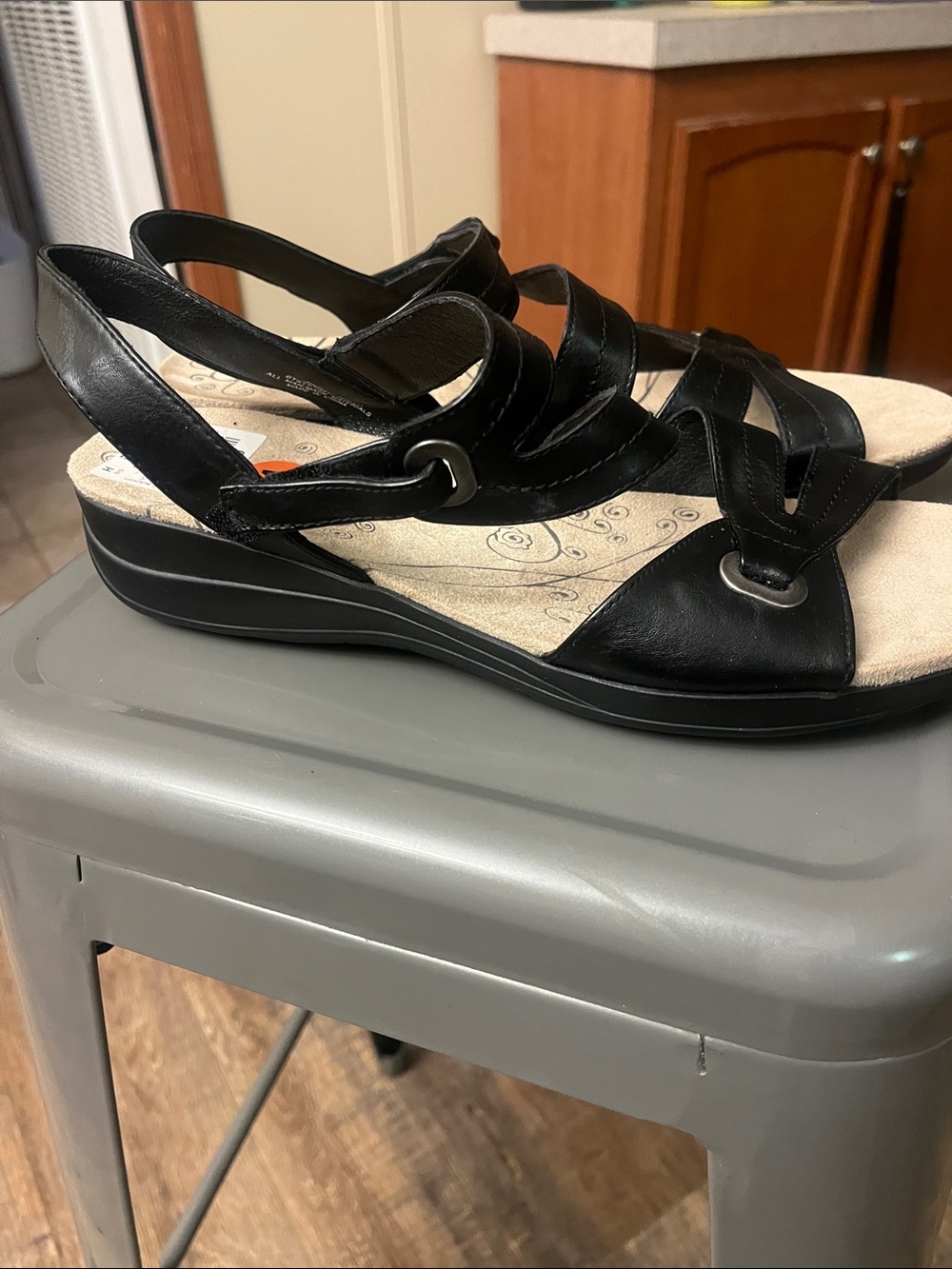 BareTraps Black Leather Slingback Comfort Sandals